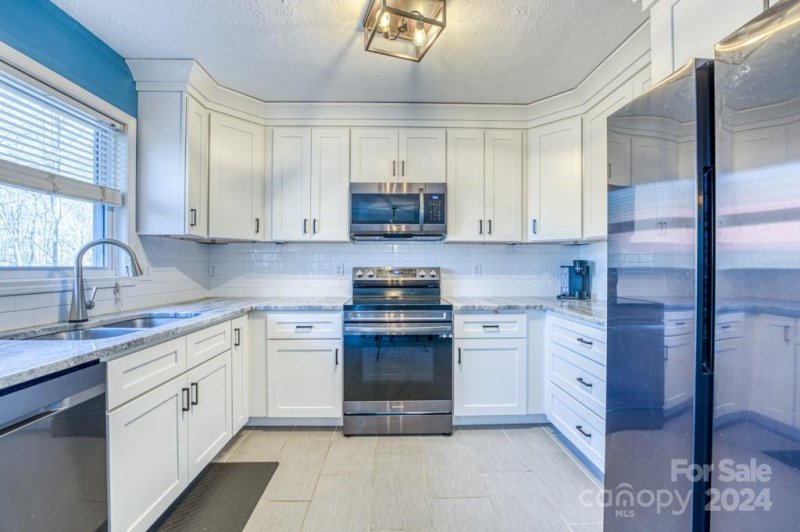 Property image 3 at 109 Hunters View Drive, Mills River, NC 28759