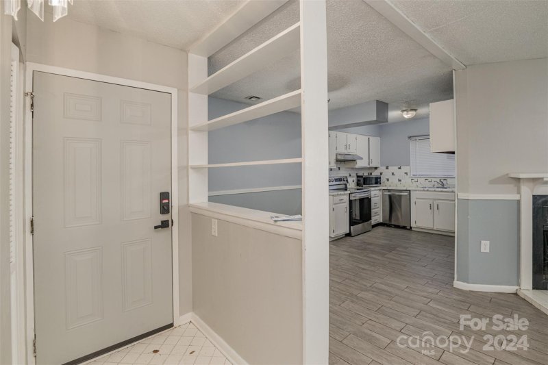 Property image 2 at 4831 Spring Lake Drive, Charlotte, NC 28212