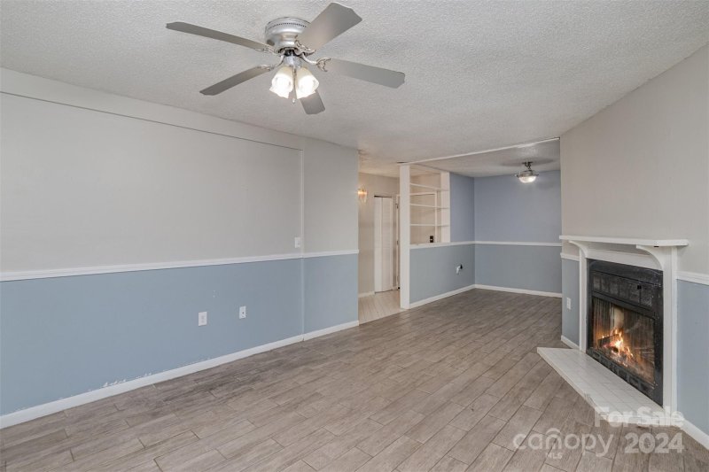 Property image 5 at 4831 Spring Lake Drive, Charlotte, NC 28212