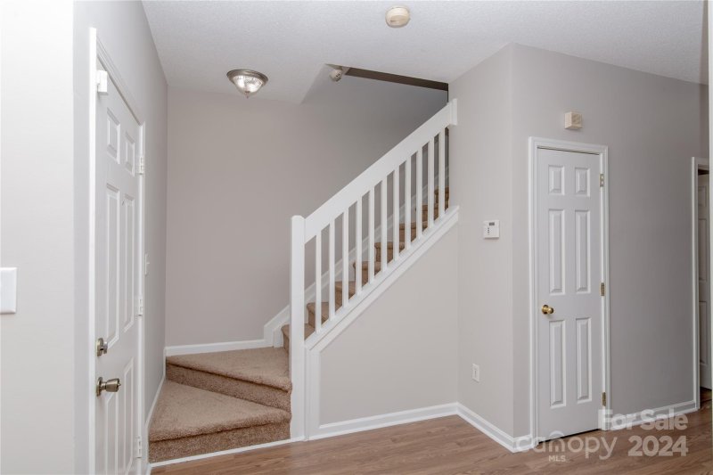 Property image 3 at 6328 Mallard View Lane, Charlotte, NC 28269