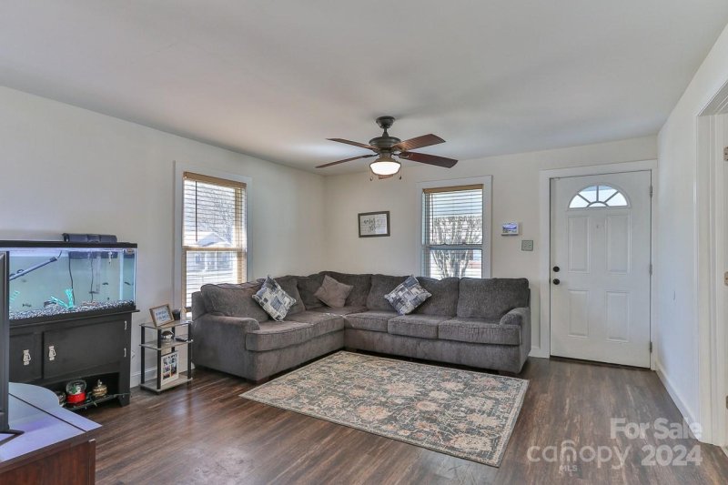 Property image 5 at 427 26th Street, Hickory, NC 28602