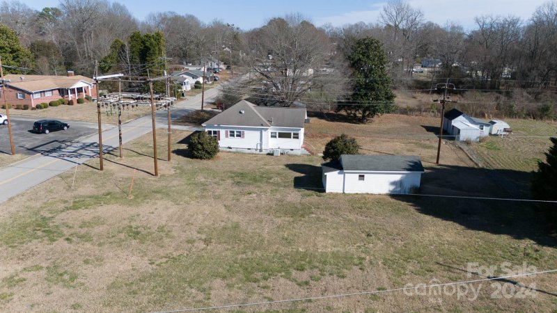 Property image 2 at 204 Hampshire Lane, Clover, SC 29710