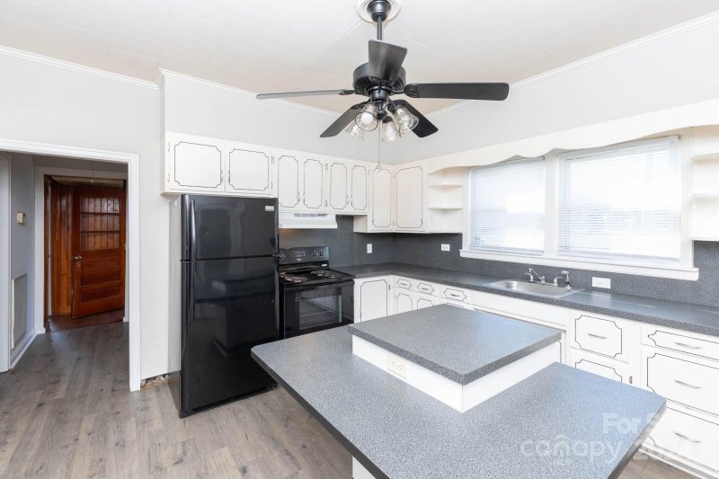 Property image 4 at 204 Hampshire Lane, Clover, SC 29710