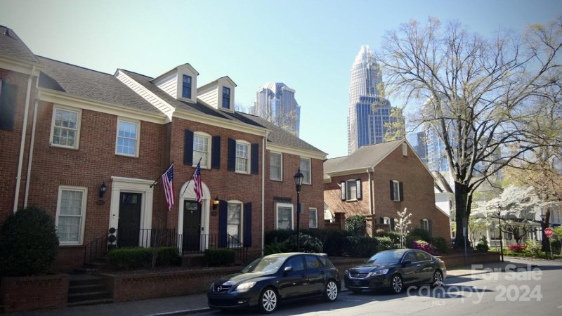 Property image 4 at 500 Poplar Street, Charlotte, NC 28202