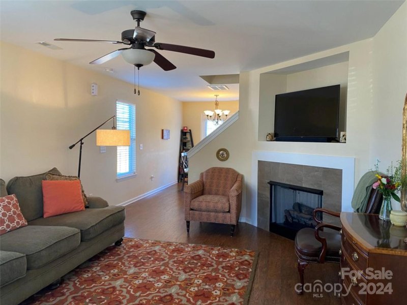 Property image 3 at 10 Barnett Shoals Drive, Weaverville, NC 28787