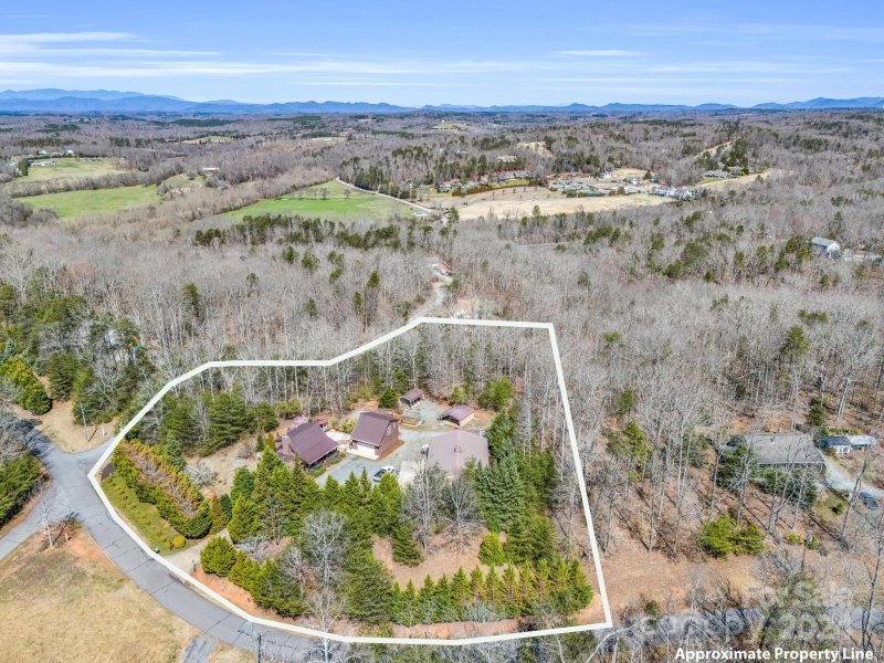 Property image 2 at 399 River Ridge Parkway, Rutherfordton, NC 28139