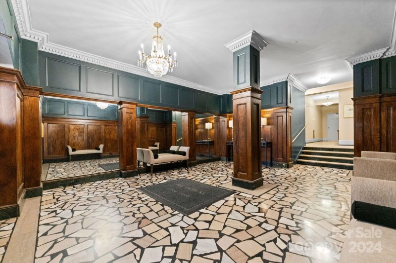 Property image 4 at 301 10th Street, Charlotte, NC 28202