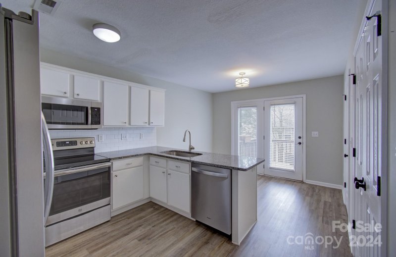 Property image 5 at 103 Stafford Court, Fletcher, NC 28732