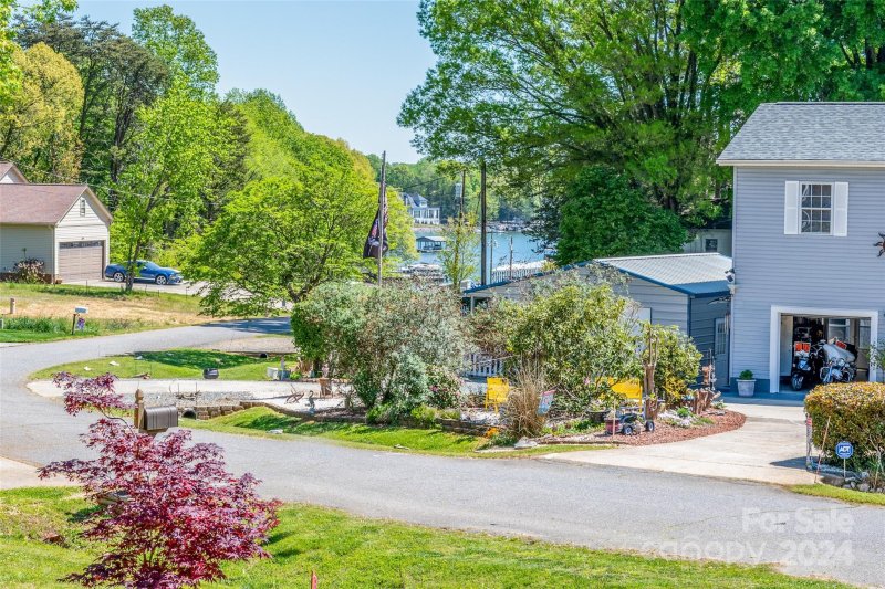 Property image 2 at 131 Marlin Drive, Mooresville, NC 28117