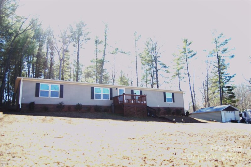 Property image 3 at 3135 Bear Trail Drive, Lenoir, NC 28645