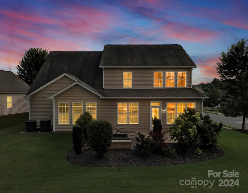 Property image 2 at 5049 Gladiola Way, Tega Cay, SC 29708