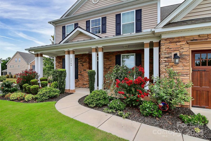 Property image 3 at 5049 Gladiola Way, Tega Cay, SC 29708