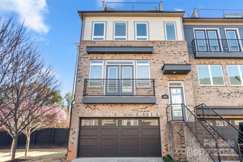 Property image 2 at 1918 Seegars Place, Charlotte, NC 28204