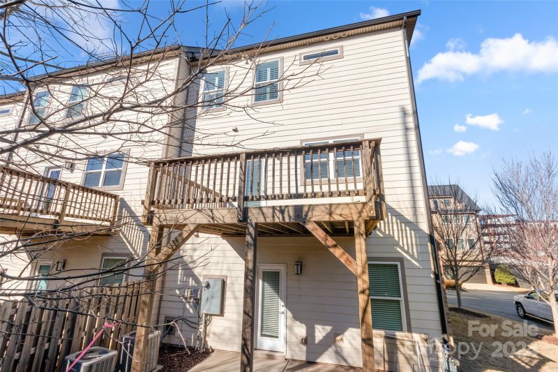 Property image 5 at 1918 Seegars Place, Charlotte, NC 28204