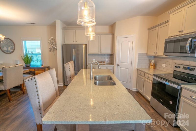 Property image 4 at 1541 Whitman Court, York, SC 29745