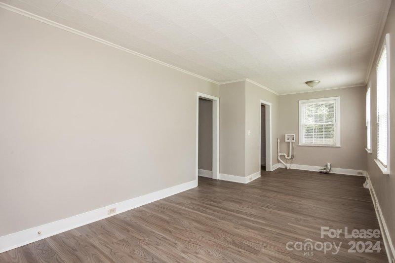 Property image 4 at 2519 Columbus Circle, Charlotte, NC 28208