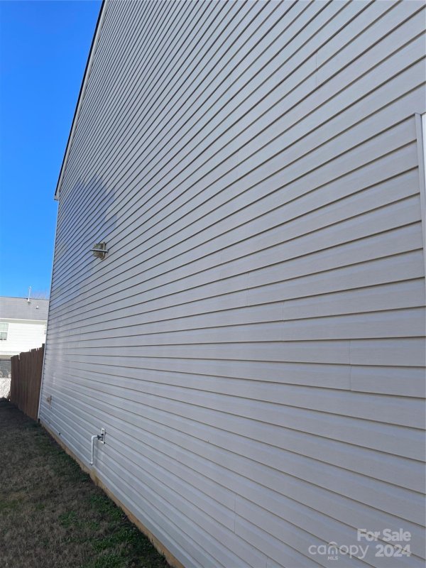 Property image 5 at 1118 Blue Topaz Drive, Dallas, NC 28034