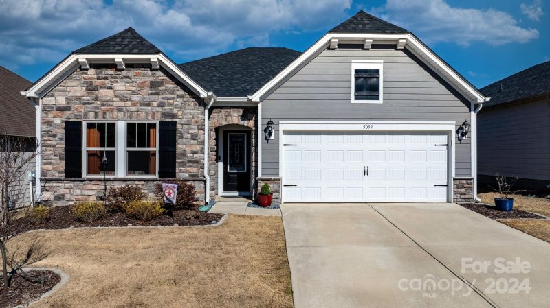 5099 Turtle Creek Drive