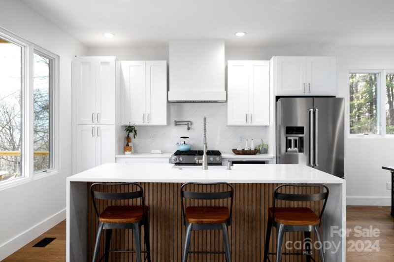 Property image 3 at 207 Pine Hill Drive, Swannanoa, NC 28778