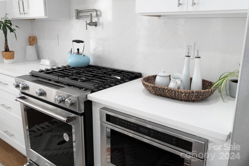 Property image 5 at 207 Pine Hill Drive, Swannanoa, NC 28778