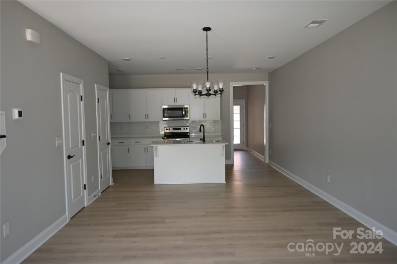 Property image 4 at 74 Walnut Springs Drive, Asheville, NC 28804