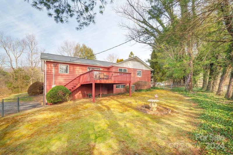 Property image 2 at 215 Old Haw Creek Road, Asheville, NC 28805