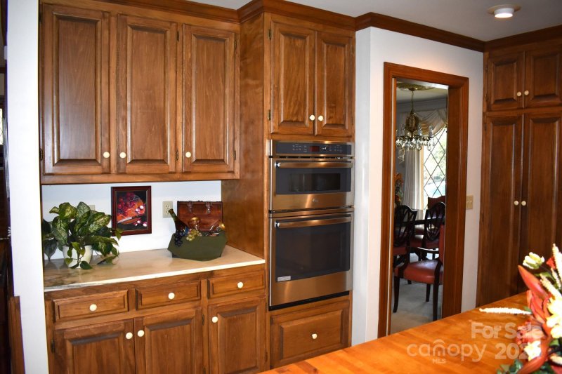 Property image 5 at 325 Regency Road, Salisbury, NC 28147