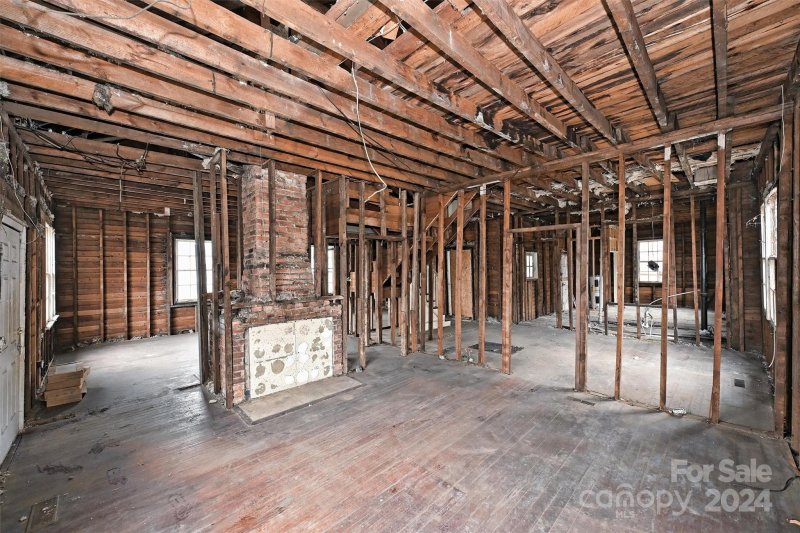 Property image 4 at 210 S Millon Street, Gastonia, NC 28052