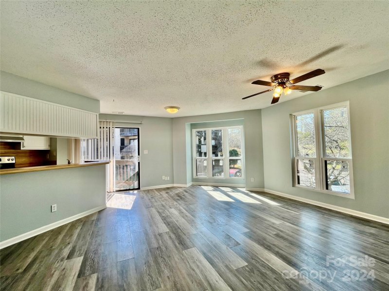 Property image 4 at 8073 Cedar Glen Drive, Charlotte, NC 28212