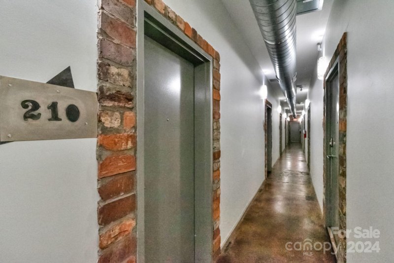 Property image 4 at 3123 N Davidson Street, Charlotte, NC 28205