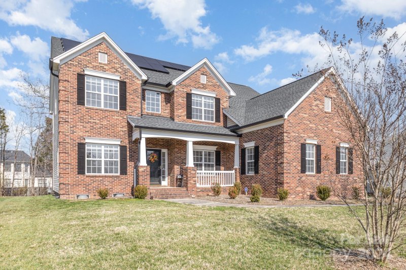 Property image 2 at 11403 Fountaingrove Drive, Charlotte, NC 28262