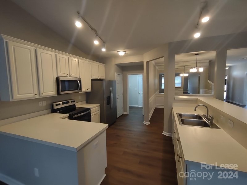 Property image 2 at 4510 Glenlea Commons Drive, Charlotte, NC 28216