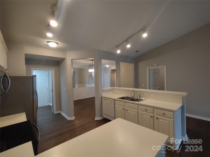 Property image 3 at 4510 Glenlea Commons Drive, Charlotte, NC 28216