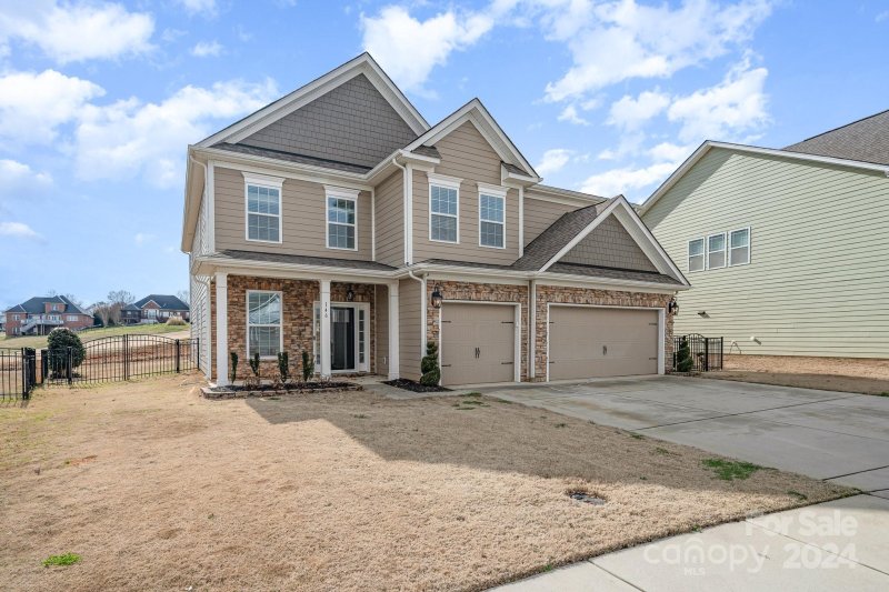 Property image 2 at 146 Margo Lane, Statesville, NC 28677