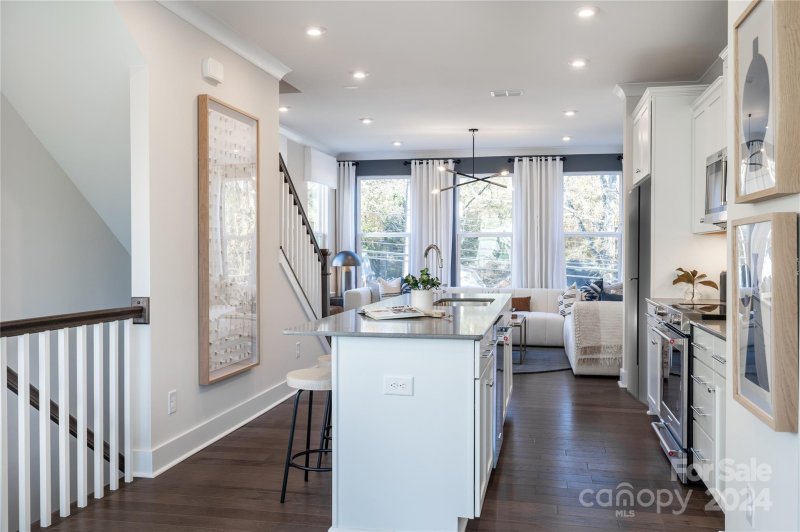 Property image 3 at 4027 Capital Ridge Court, Charlotte, NC 28205