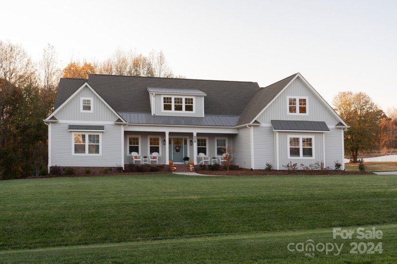 Property image 2 at 189 Triple Ponds Court, Clover, SC 29710