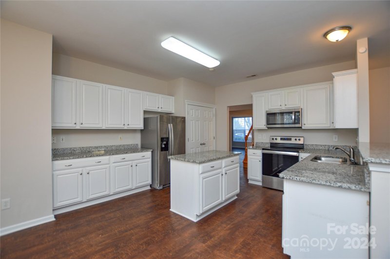 Property image 3 at 7005 Winter Garden Drive, Concord, NC 28025