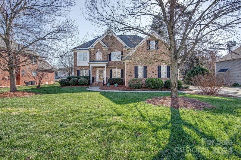 Property image 2 at 4260 Belle Meade Circle, Belmont, NC 28012