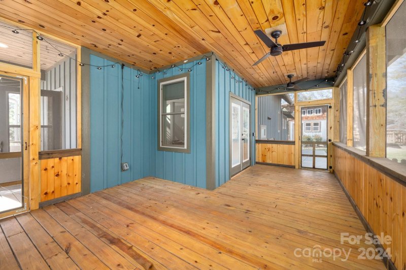 Property image 3 at 6 Reese Road, Asheville, NC 28805