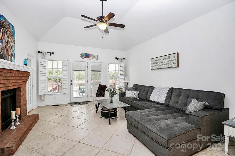 Property image 5 at 140 River Birch Circle, Mooresville, NC 28115