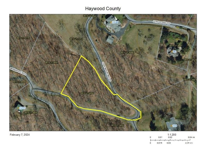 Property image 3 at 2400 Utah Mountain Road, Waynesville, NC 28785