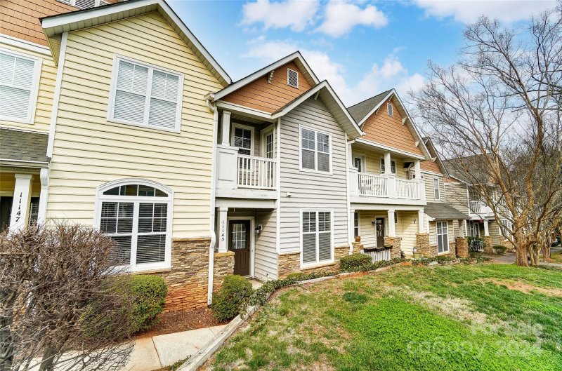 11143 Dundarrach Lane