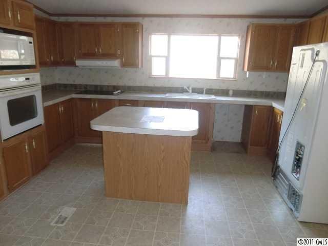 Property image 4 at 138 Broad Meadow Drive, Statesville, NC 28677