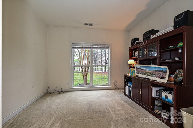 Property image 4 at 728 Meadow Lake Drive, Matthews, NC 28105