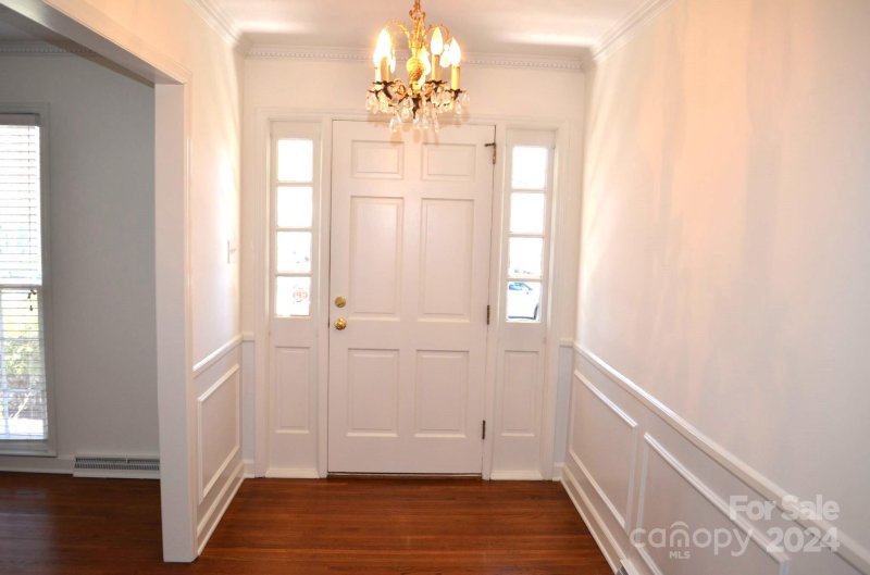 Property image 2 at 2440 Ramblewood Lane, Charlotte, NC 28210