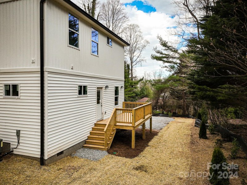 Property image 5 at 312 Daniel Drive, Laurel Park, NC 28739