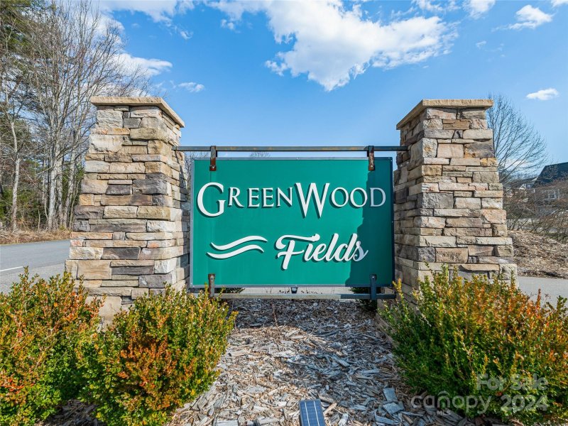 Property image 2 at 126 Green Creek Loop, Asheville, NC 28804