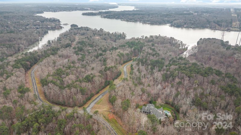 9215 Island Point Road