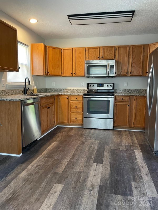 Property image 3 at 183 Kristens Court Drive, Mooresville, NC 28115