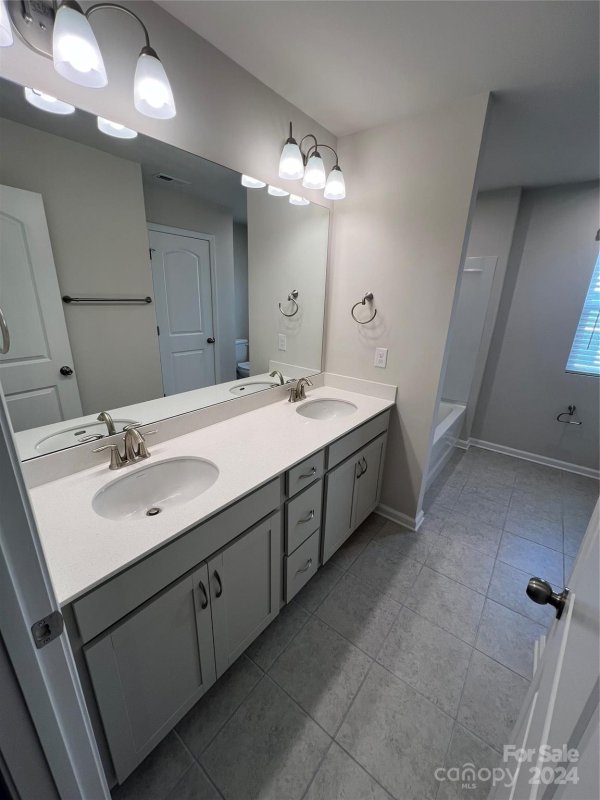 Property image 5 at 8106 Overmeadow Lane, Charlotte, NC 28269